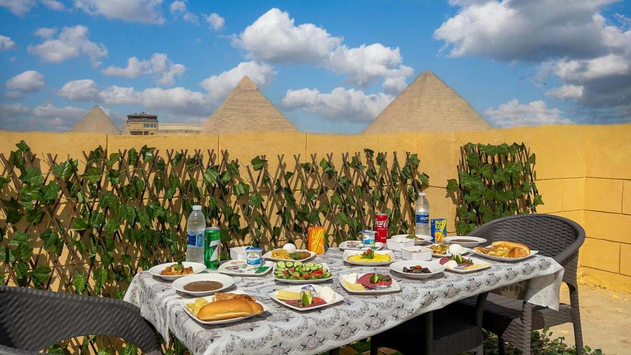 Kafret el-Gabal Alaskapyramidsview المظهر الخارجي الصورة
