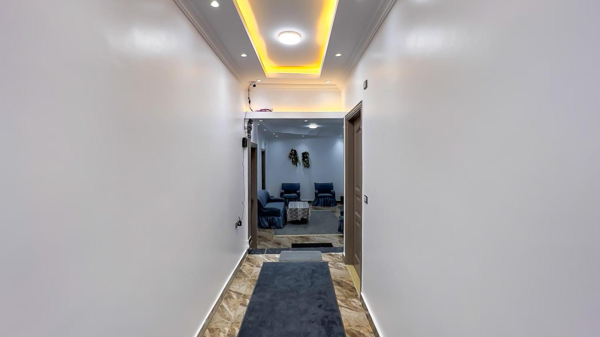 Kafret el-Gabal Alaskapyramidsview المظهر الخارجي الصورة