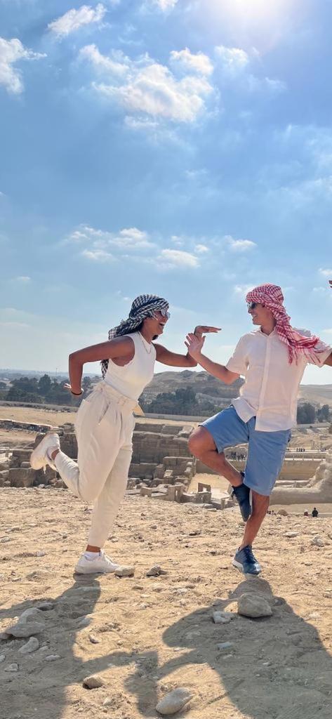 Kafret el-Gabal Alaskapyramidsview المظهر الخارجي الصورة